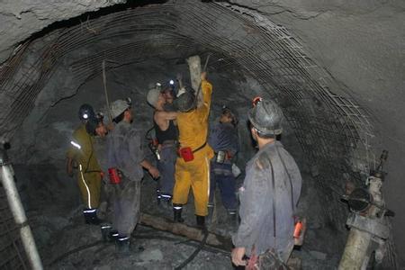 历下工程爆破中的危险因素分析以及应对工程爆破危险的措施